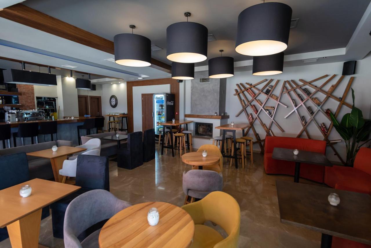 Onar Hotel Epidaurus Екстериор снимка