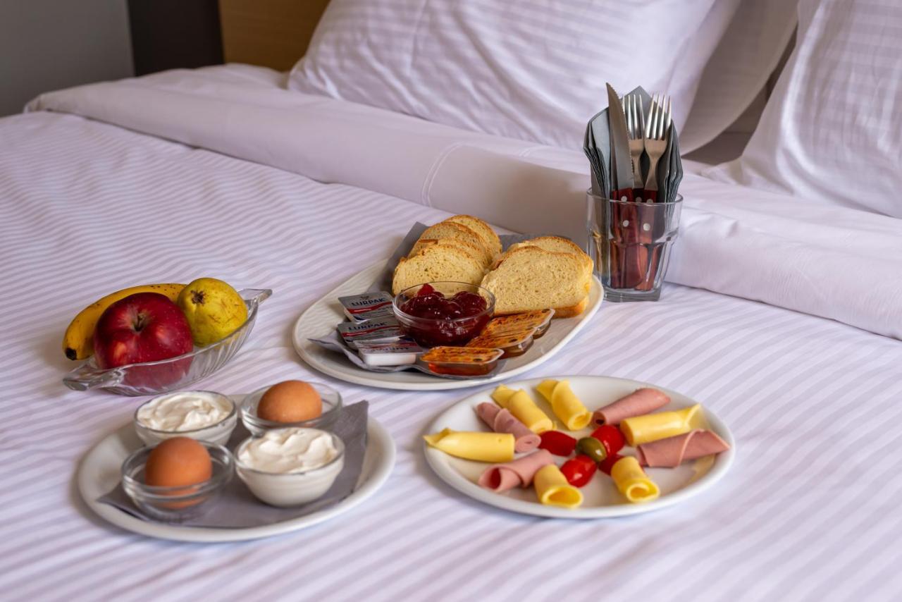 Onar Hotel Epidaurus Екстериор снимка